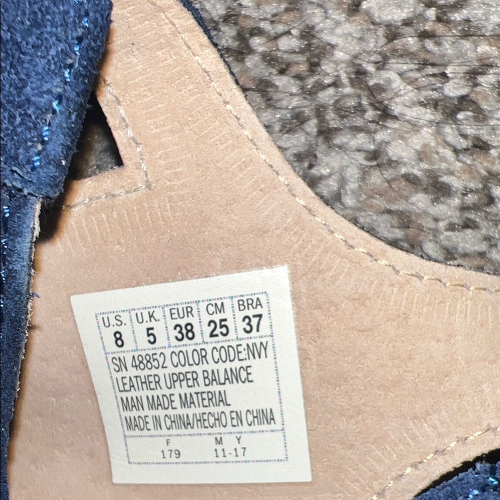 EUC Skechers Navy Blue Cutout Wedge Slingback Sandals W/Box - Picture 9 of 11